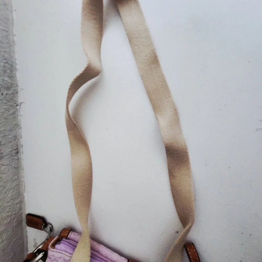 Like New Coach Soho Lavendar Signature C's Crossbody Bag